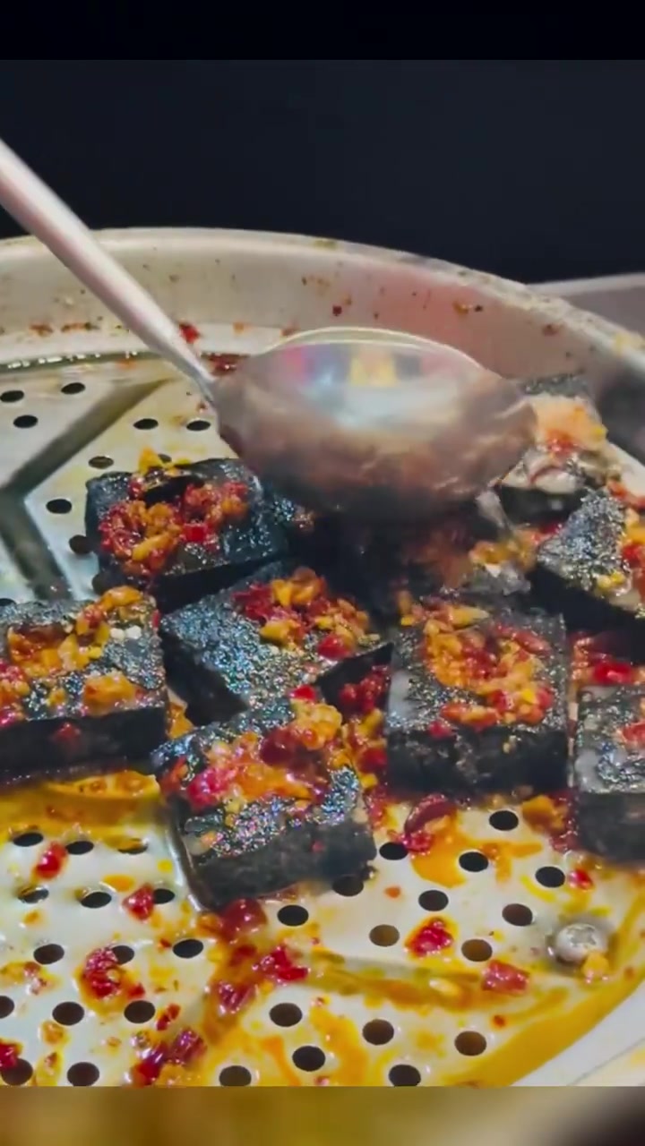 黑色经典臭豆腐，正宗老长沙风味
