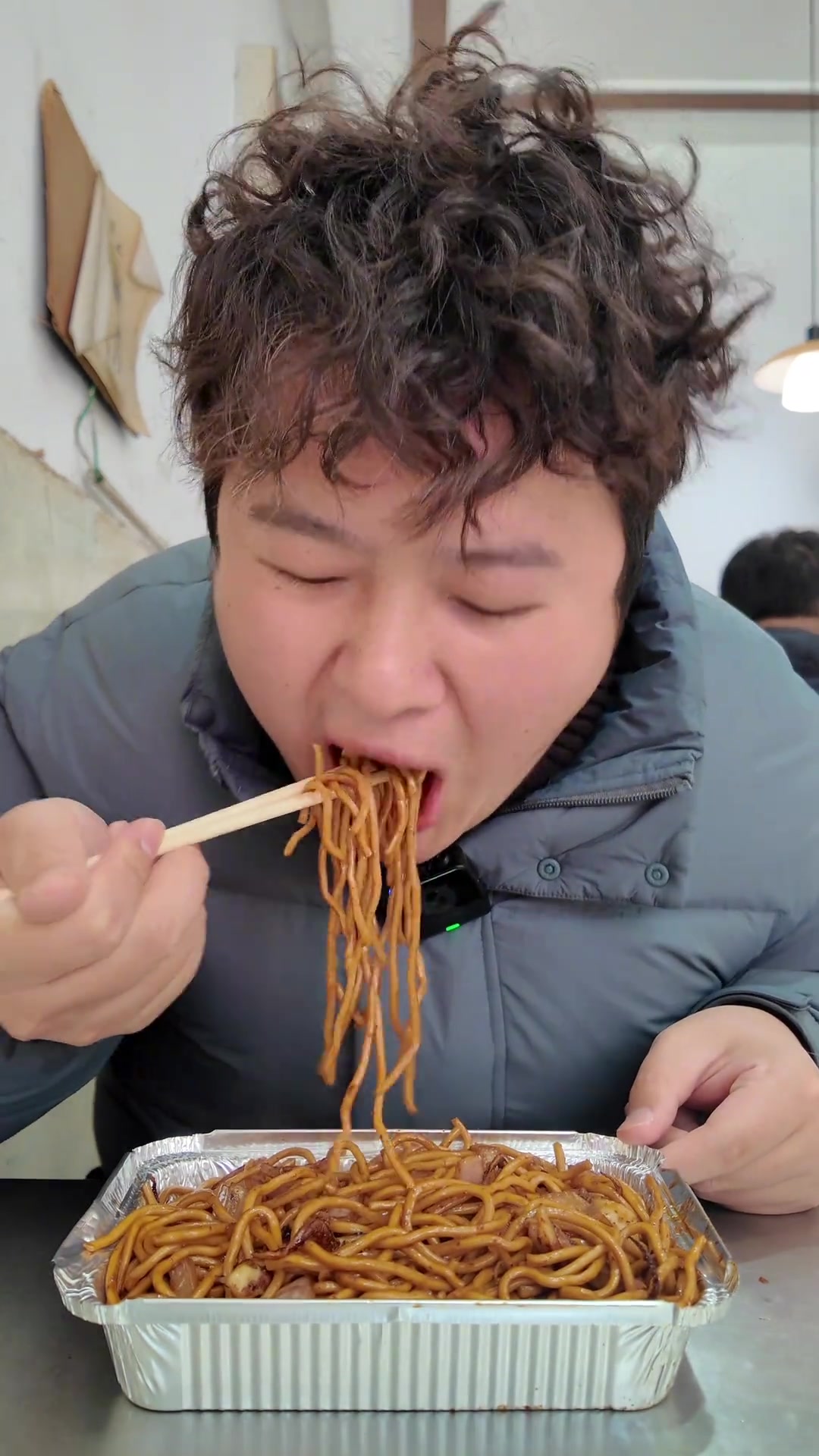 50吃芜湖葱爆鱿鱼炒面,铁板鱿鱼,黑暗料理天花板