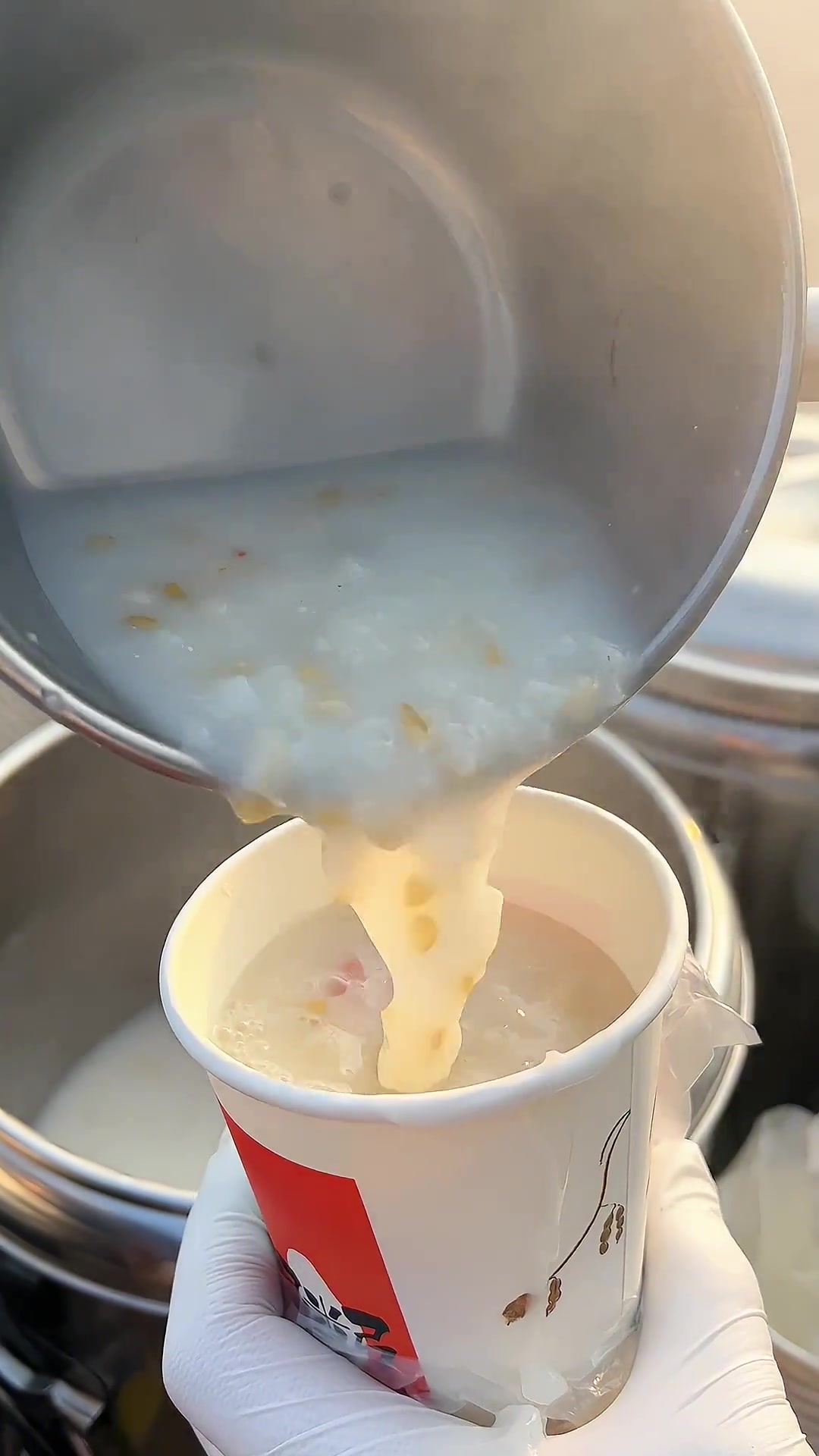 糯米饭团摆摊，搭啥饮品合适？