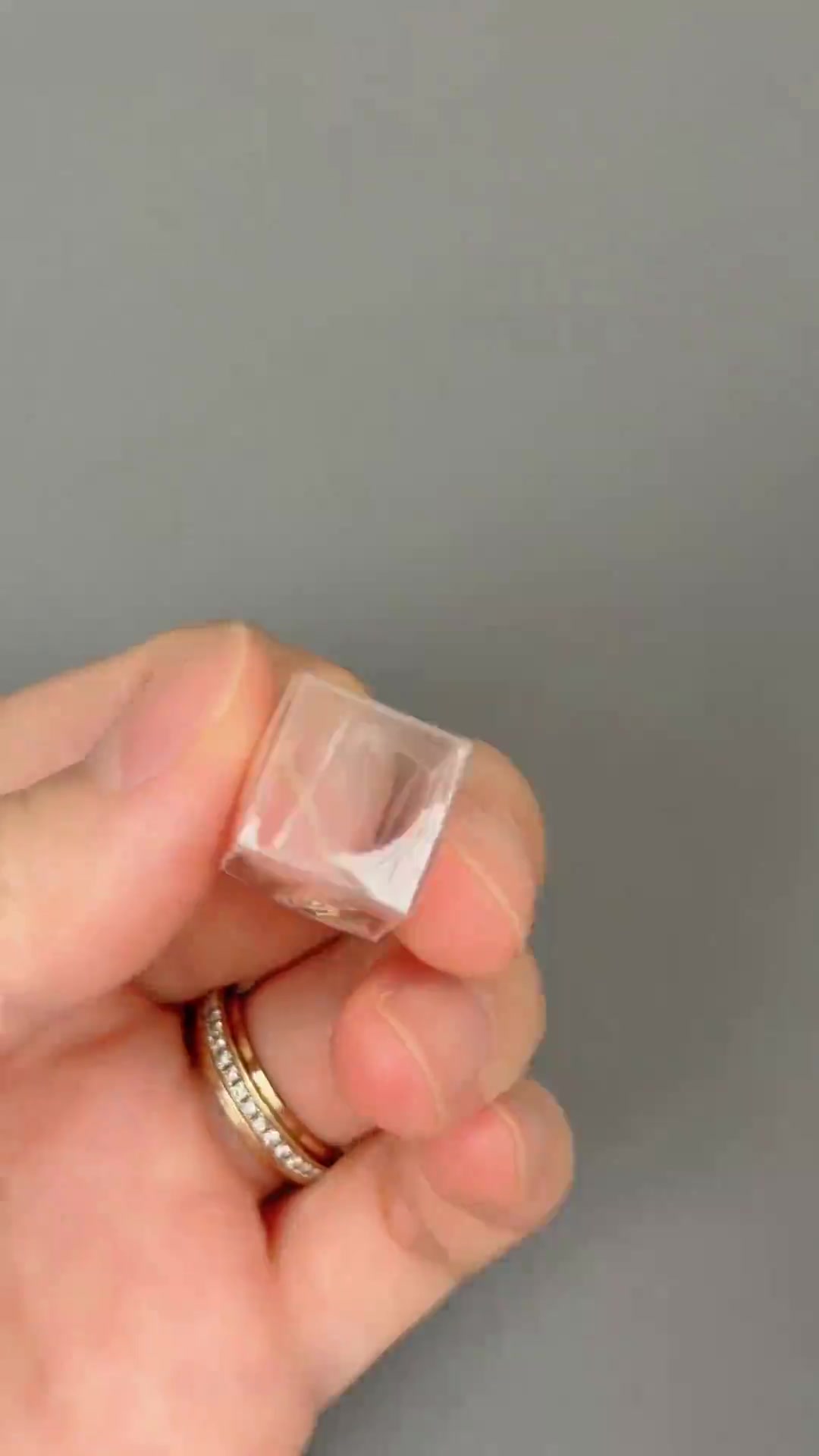 用胶带DIY可爱的冰块小猫小摆件