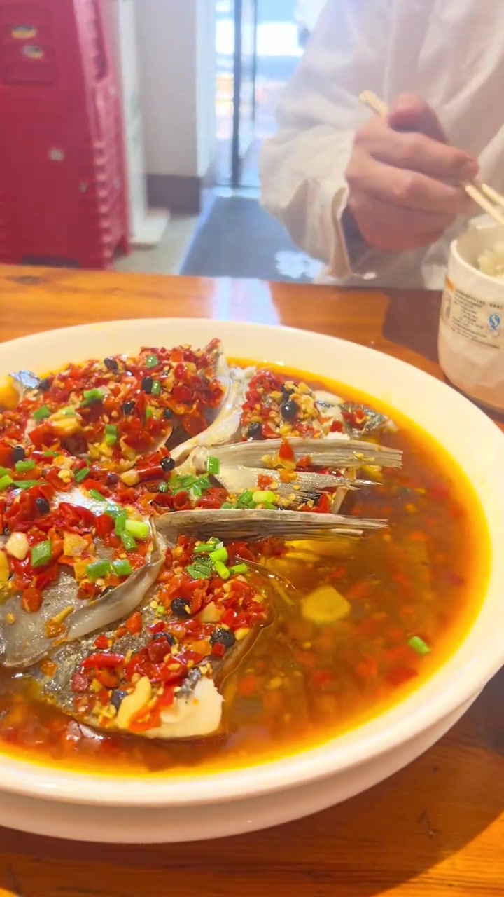 剁椒鱼头，衡阳美食，人间烟火简单而美味