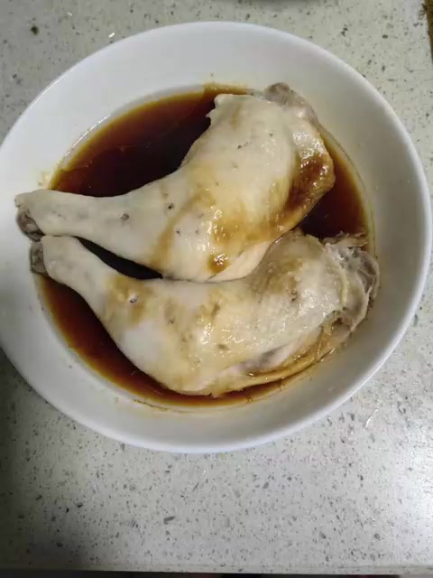 普通人的生活有滋有味，清蒸鸡大腿