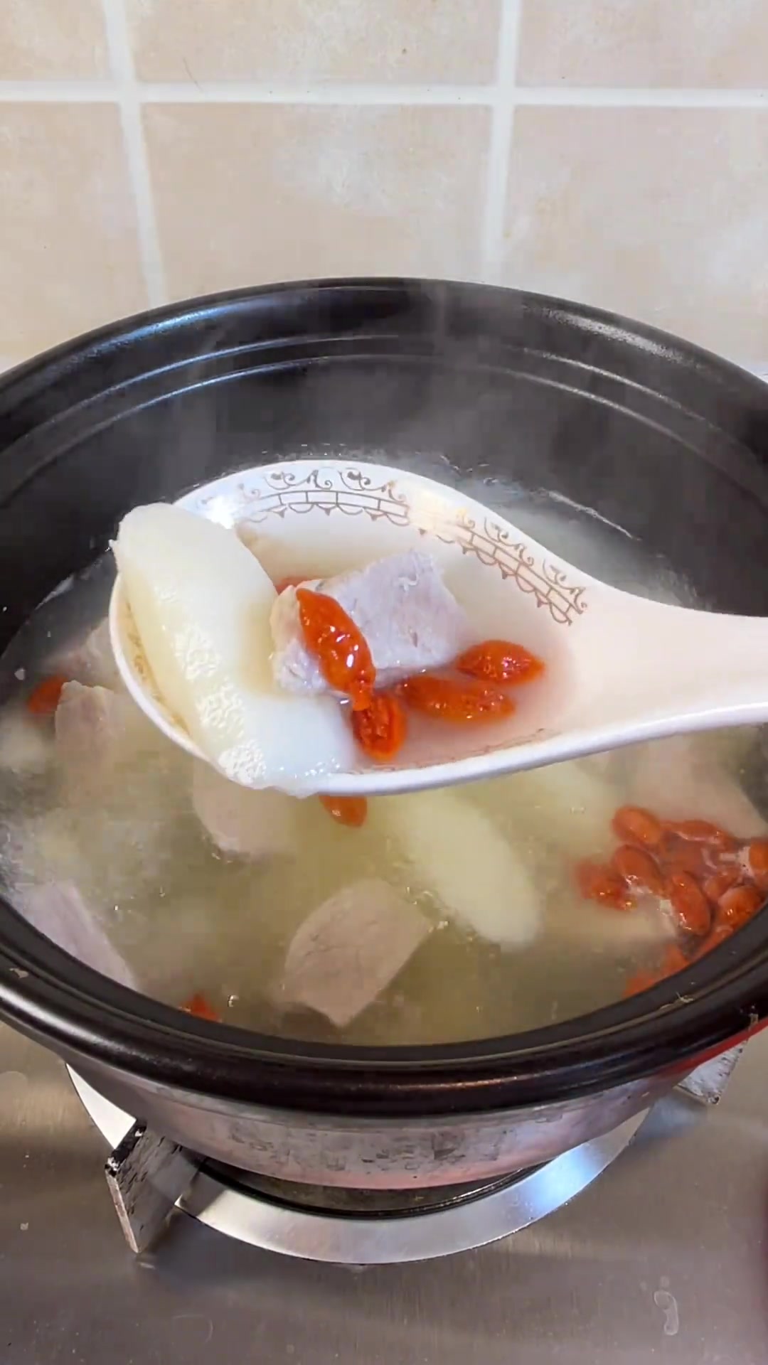 脾胃差肠胃弱？试试这碗山药瘦肉汤