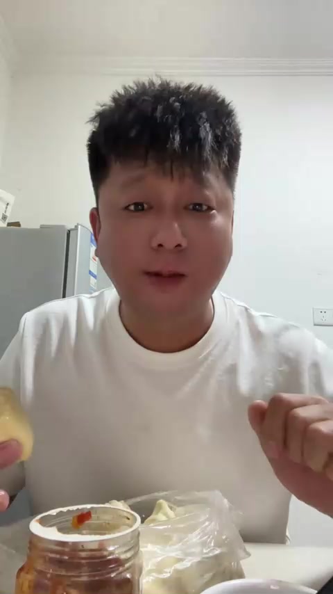 这个辣椒酱太好吃了