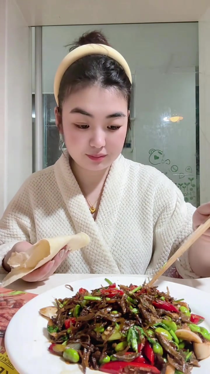 走到哪都忘不了邳州的辣椒炒烤鱼，太香了！