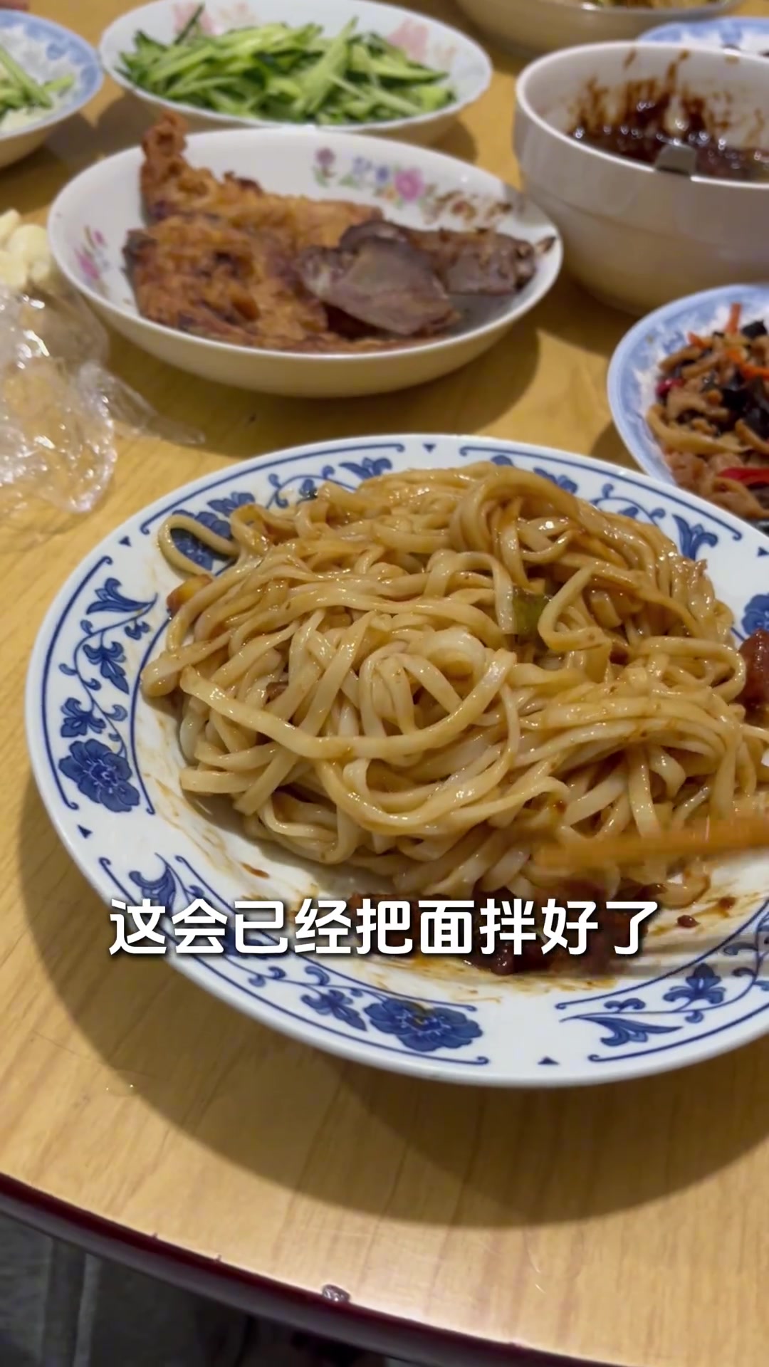 胡同里的炸酱面，北京人的第一选择