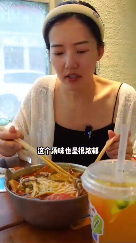 原来火锅米线跟火锅味道真的不一样