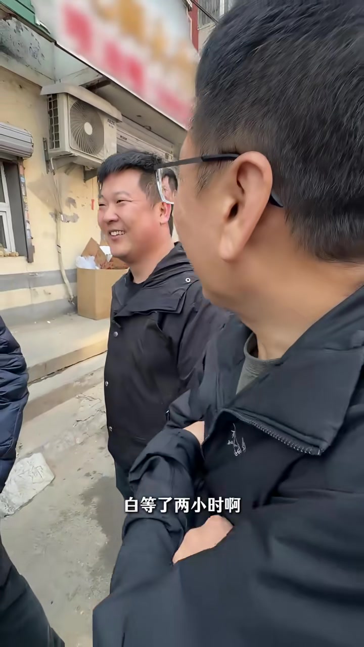 沈阳街边最火的红烧肉盖饭