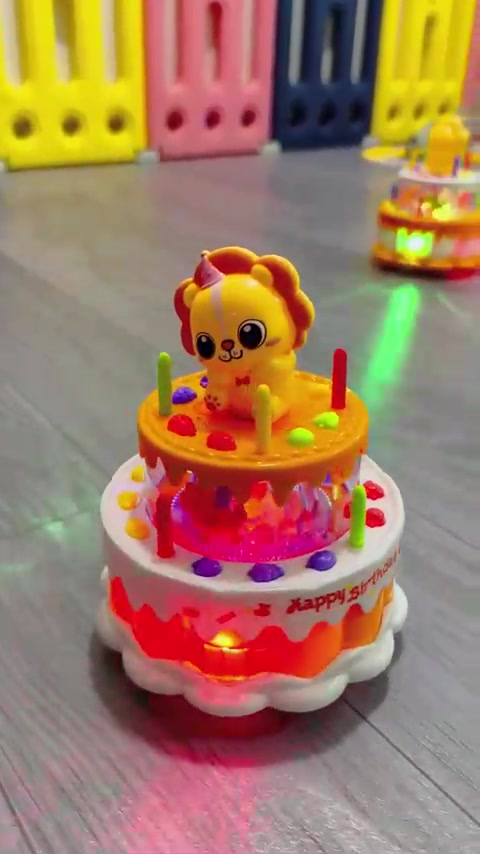 新款奇趣行走的生日蛋糕，炫酷的灯光，好听的音乐