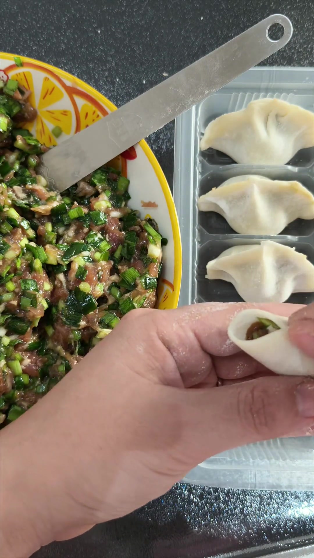 慢动作教你包大肚水饺 新手一学就会