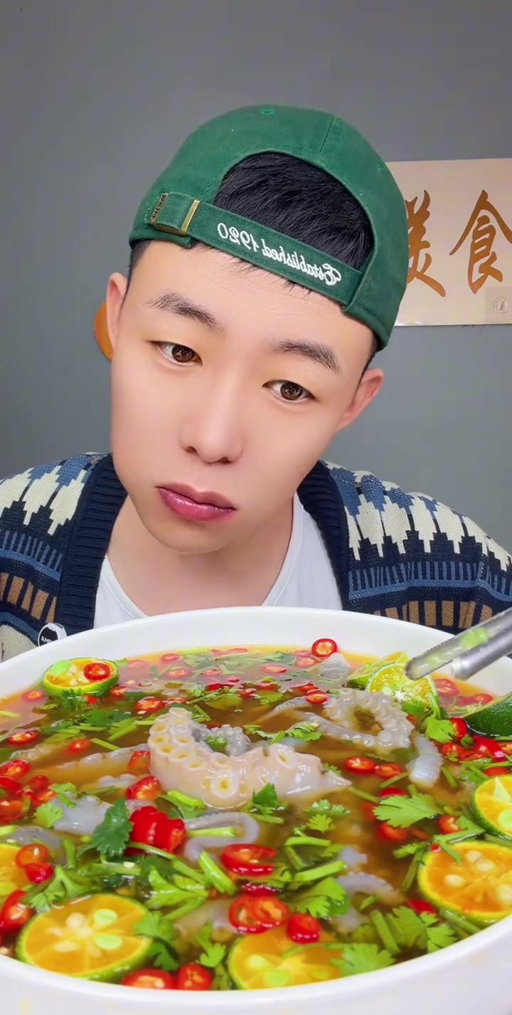 八爪鱼刺身，鲜到跺脚！