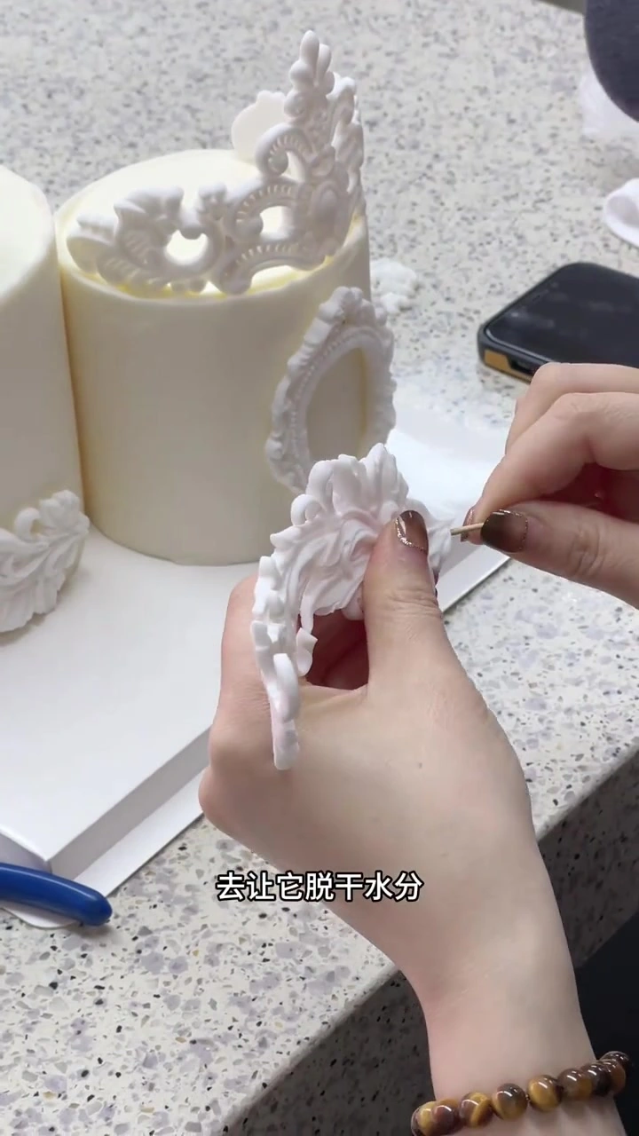 上海蛋糕教学课堂分享，今日喷砂蛋糕制作教程
