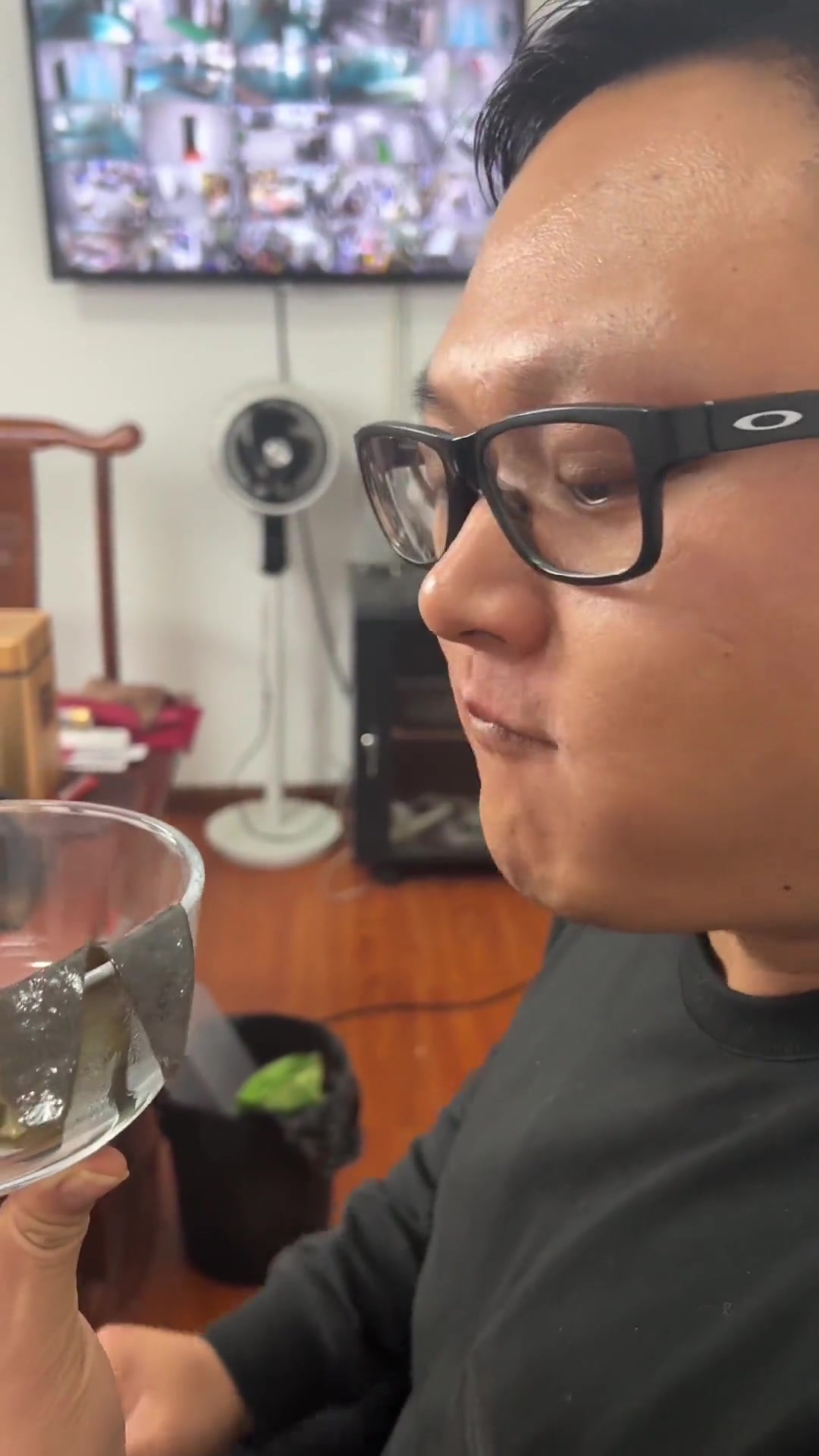 看看最后吃的是什么，豪横吃法的麻辣甲鱼