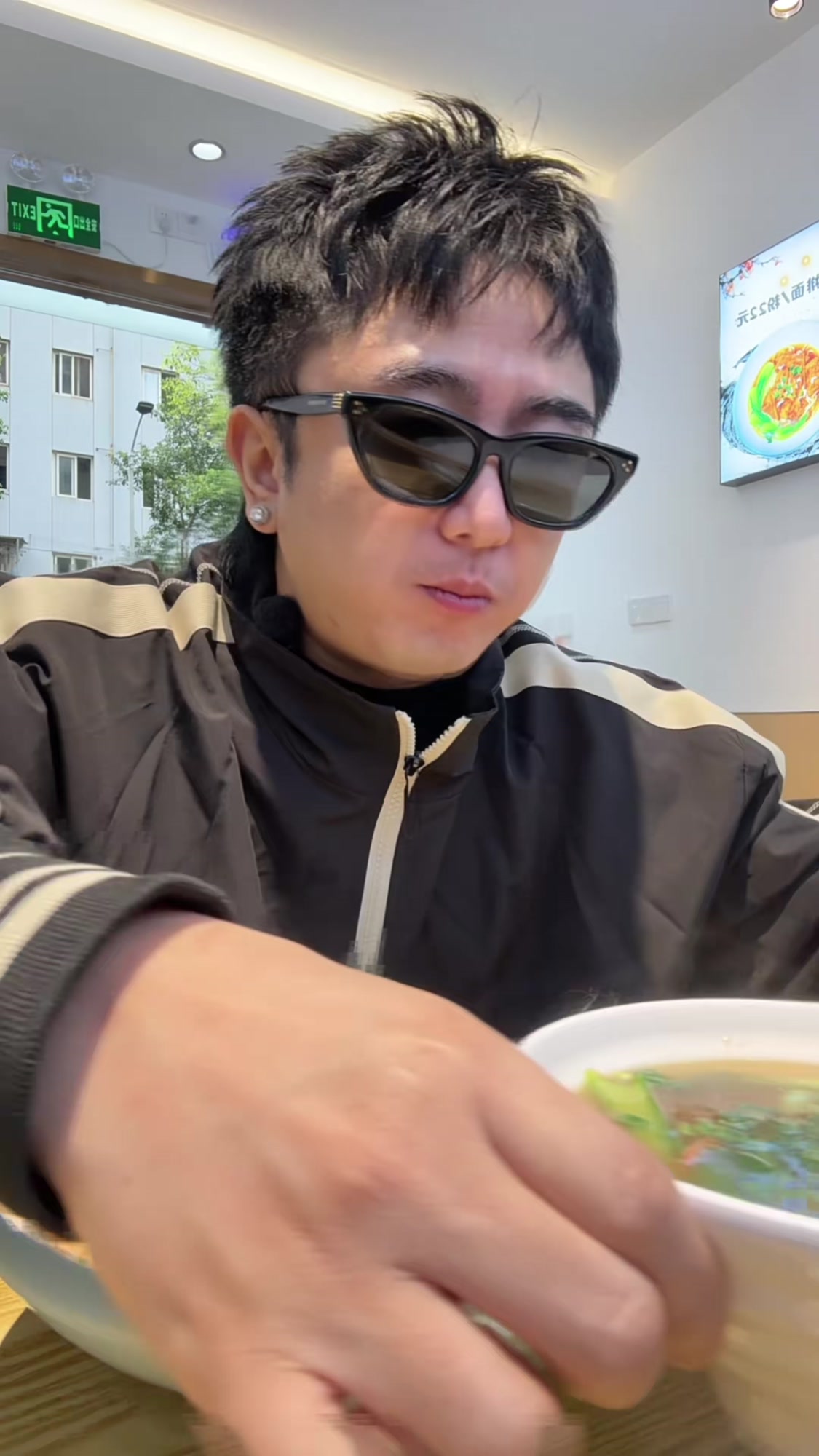温州虾仁炒饭与猪肝汤，鲜香浓郁，回味无穷！