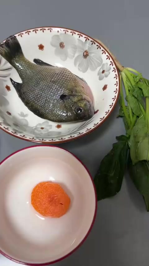 每日辅食之太阳鱼菠菜粥，营养又美味