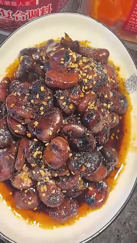 接待朋友的夕阳晚餐，盐水鸭加自制菜，景色真美！
