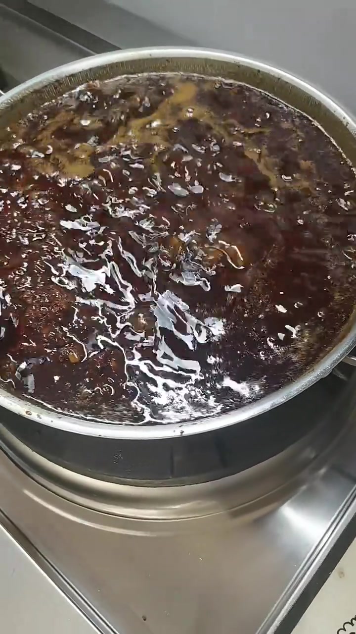做锅麻辣牛肉酱，以后不用亲自做菜啦