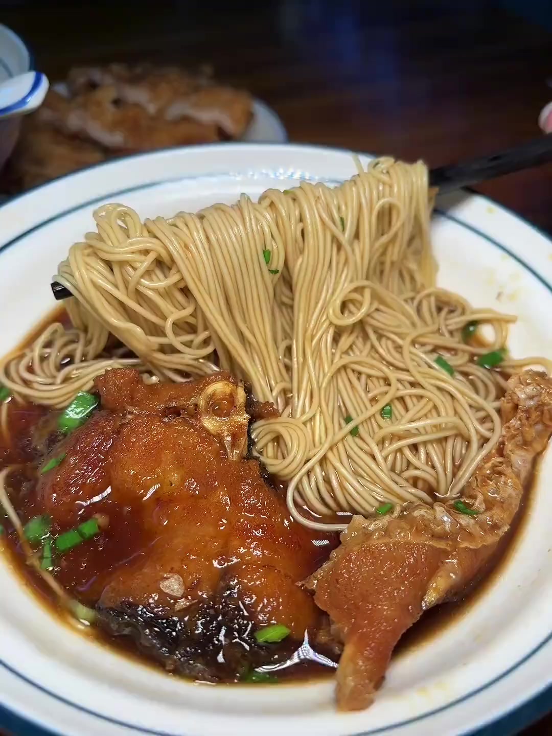想和谁一起吃泡泡小馄饨与苏式爆鱼面