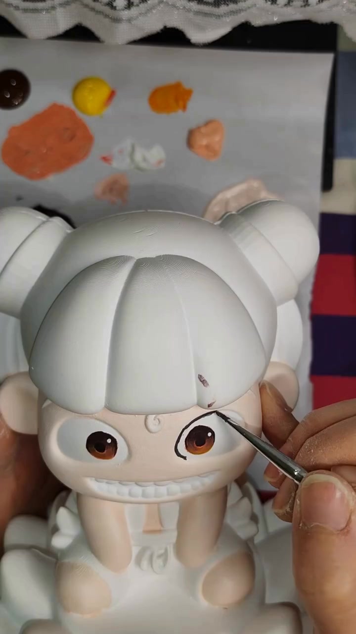 哪吒宝宝石膏娃娃涂色绘画过程超可爱
