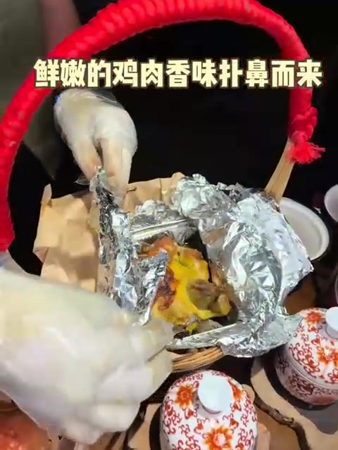 秋天一到，螃蟹驾到！来炉忆吃一口大闸蟹吧