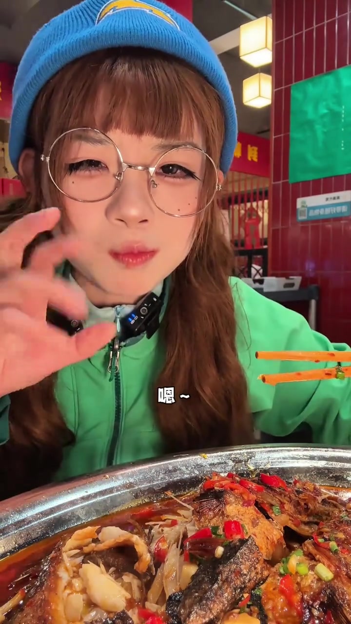 三刷长沙四方坪这家夜宵店没人懂丝瓜烧鸡公有多好吃!