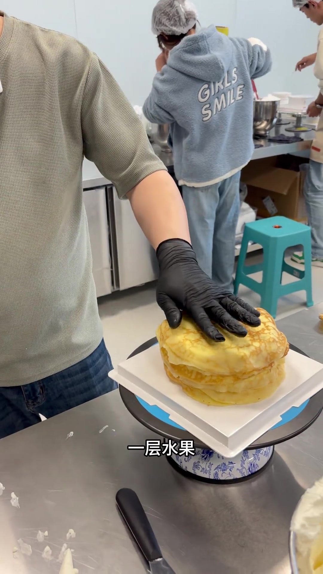 千层蛋糕制作教程，可做生日蛋糕