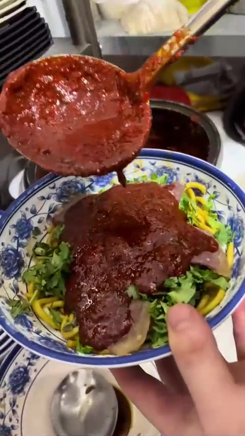 你们要的临汾牛肉丸子干拌面来了