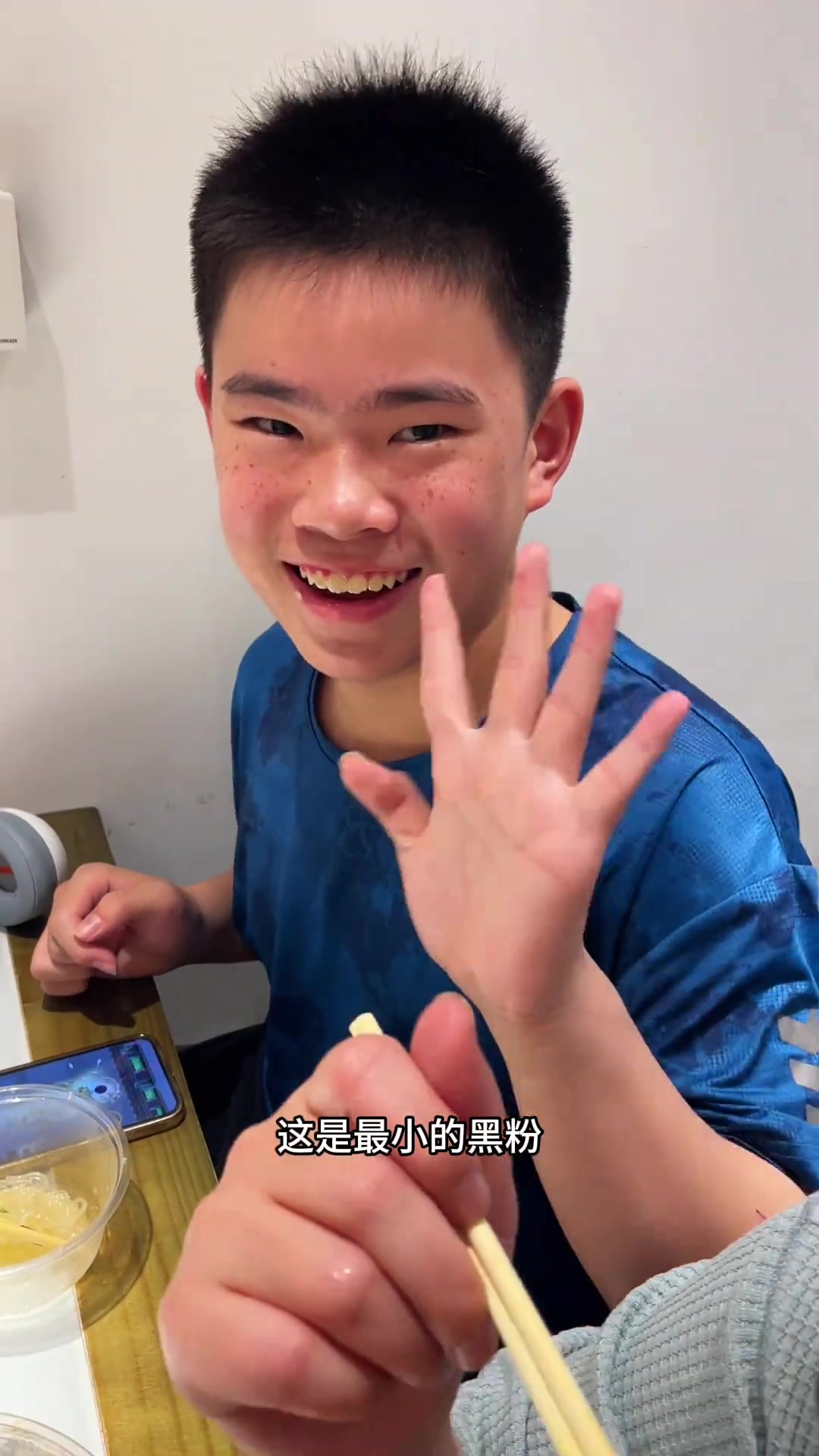 小区宝藏烧烤店,隐藏菜单烧鸡公!南京