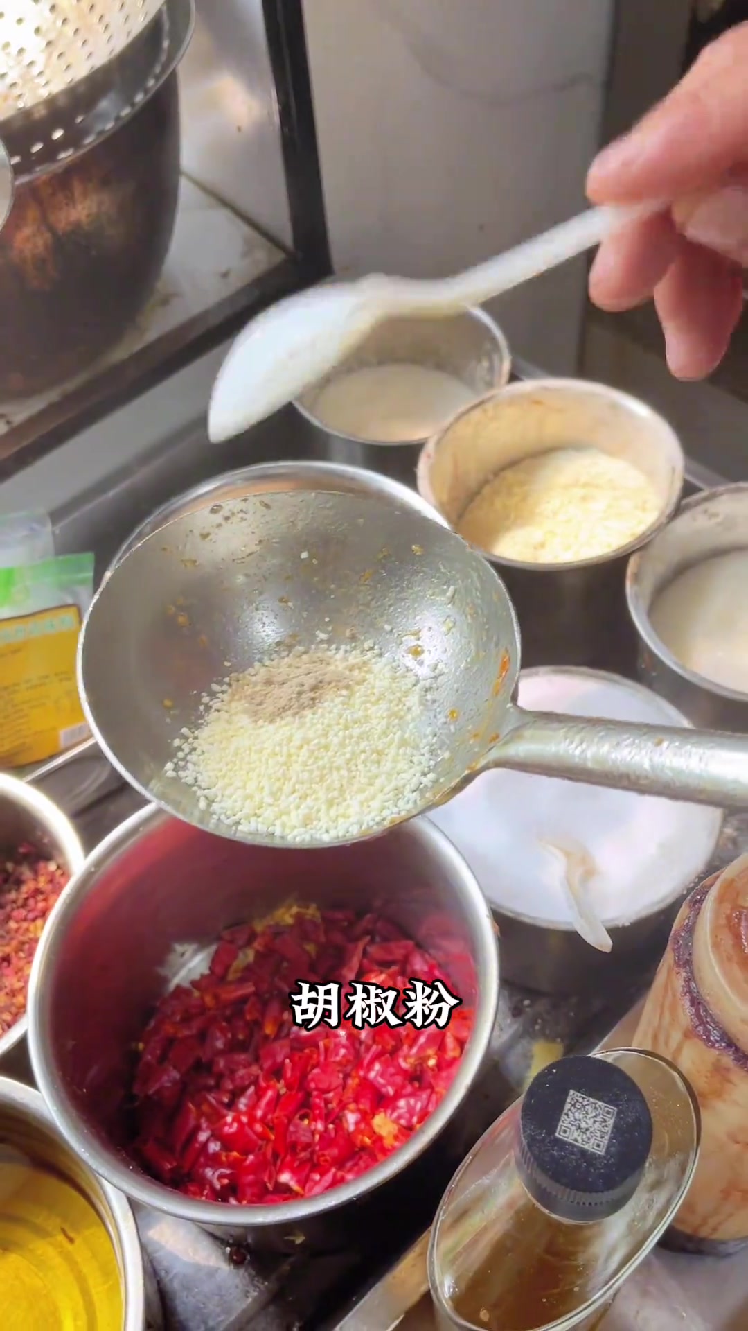 百香果煮罗非鱼,酸爽开胃,果香四溢!云南