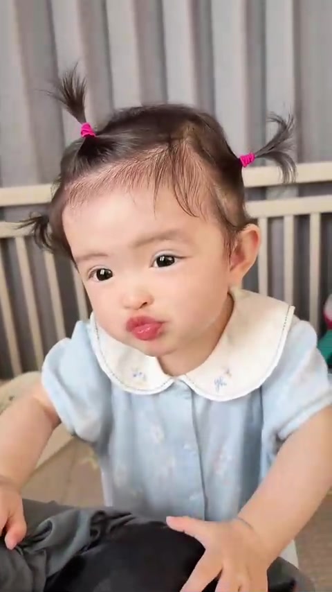 小女鹅表情包越来越多了