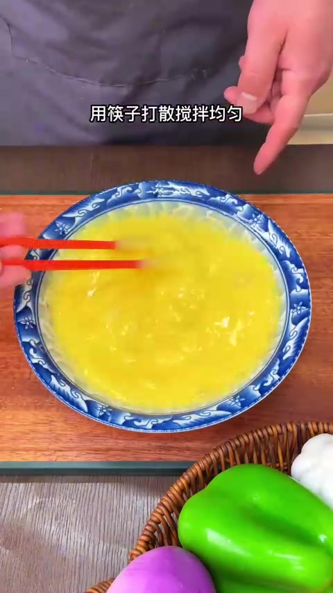 河南特色卷煎的正宗做法，过节坐席才吃，粘蒜汁超美味