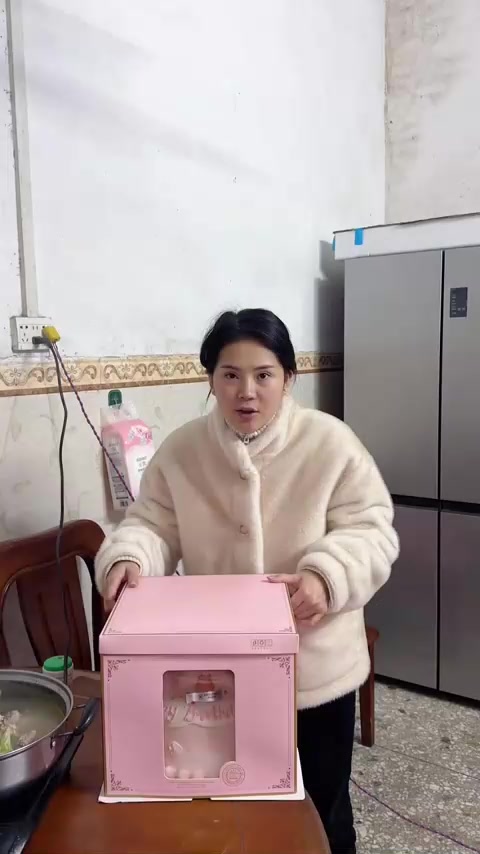 没有什么比现在更艰辛，也更幸福，这一刻热泪盈眶