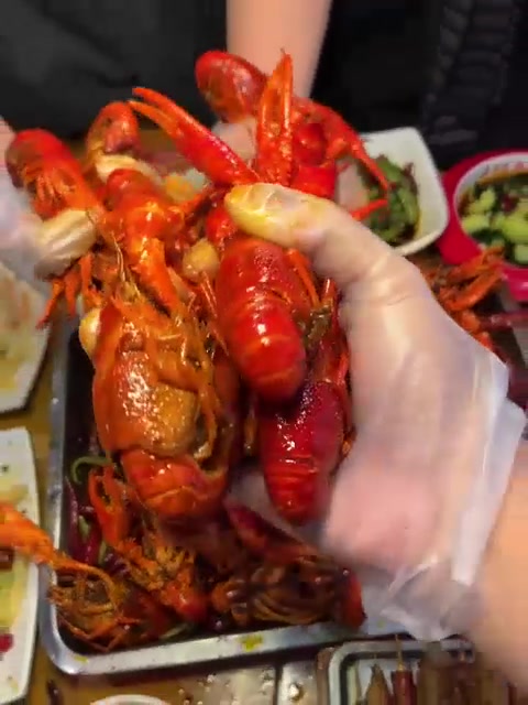 每个周末都得来一趟庆峰，因为龙虾实在太nice了