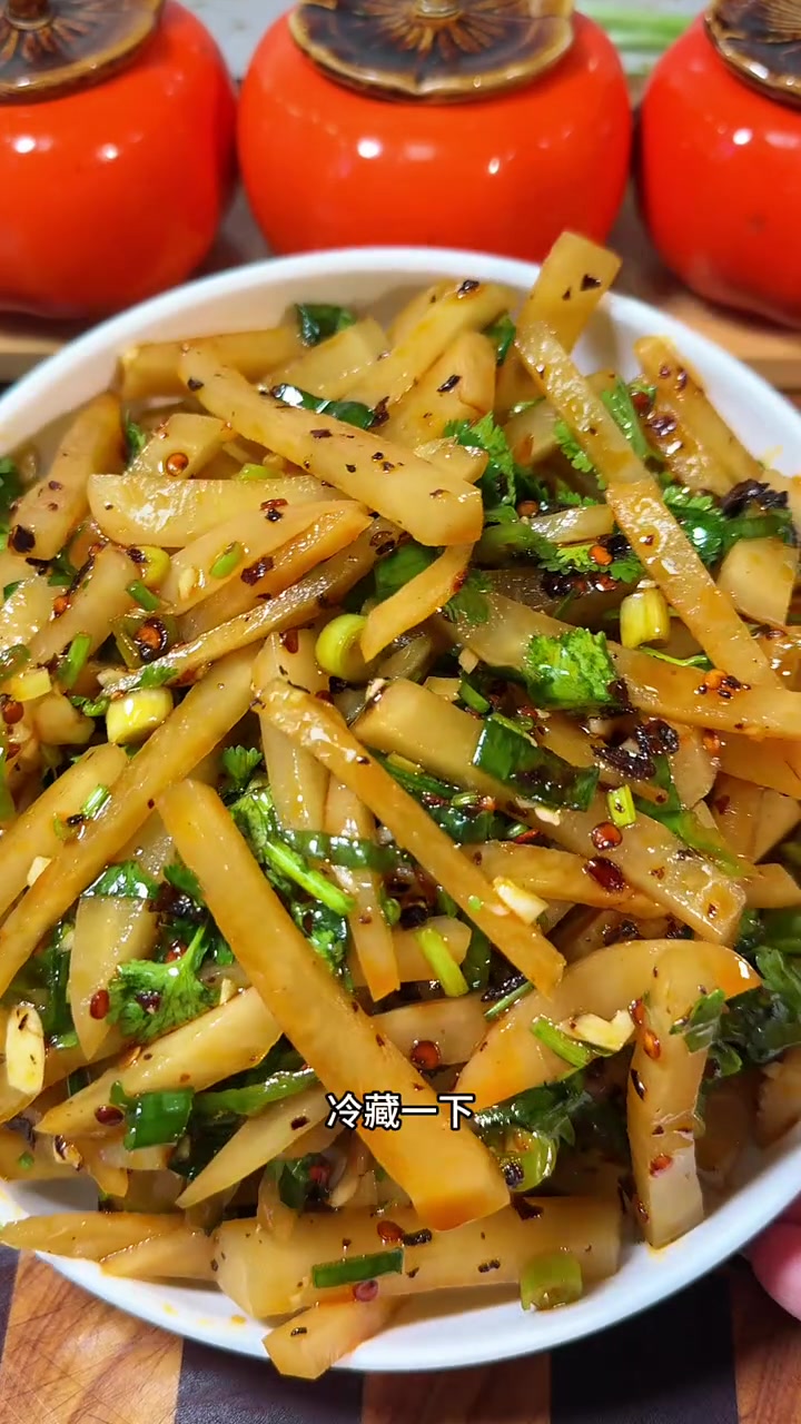 拌芥菜疙瘩!简简单单好吃下粥又下饭～#凉拌菜 #拌芥菜疙瘩 #拌芥菜丝