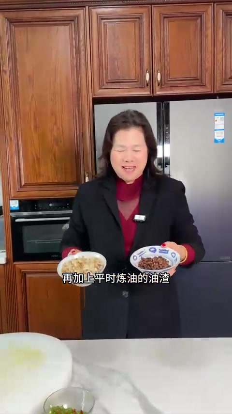 都说臭豆豉豆豉臭，麻辣豆豉炒油渣，又下饭又下酒