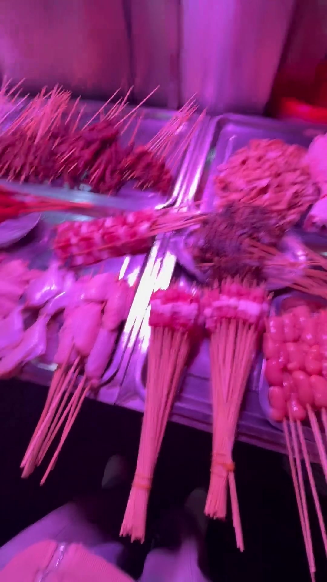 久违更新,新风格尝试!深夜美食:鸡丝豆花面,贵阳