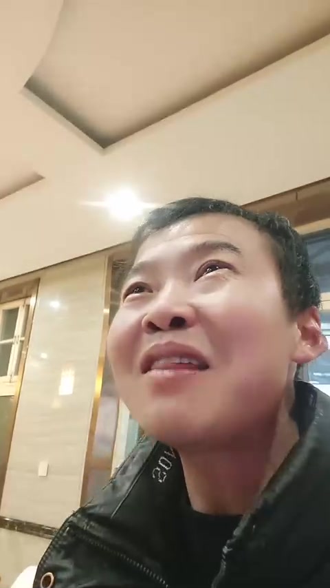 结婚二十周年纪念日，谢谢点赞的朋友，愿你心情美美哒