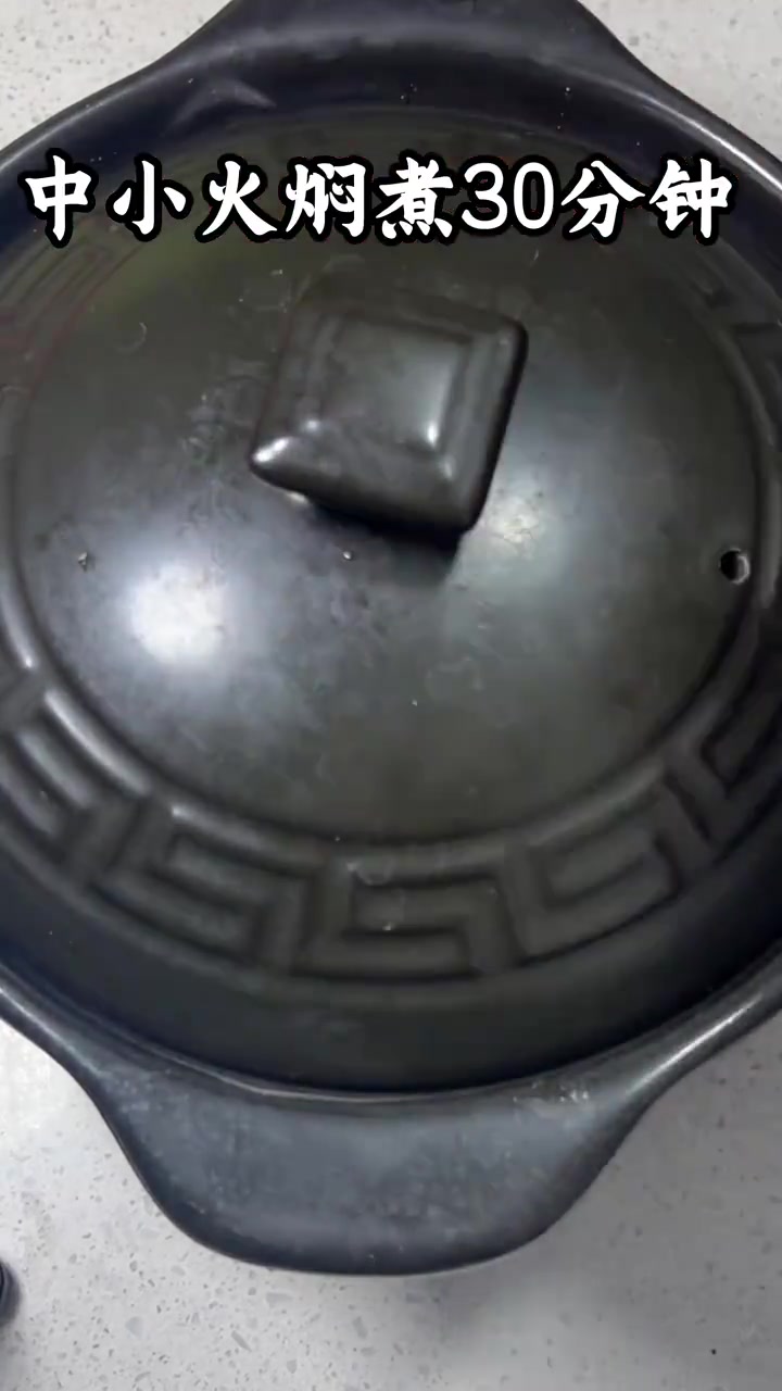 养生健康：每天一碗苹果红枣小米粥，喝出好气色