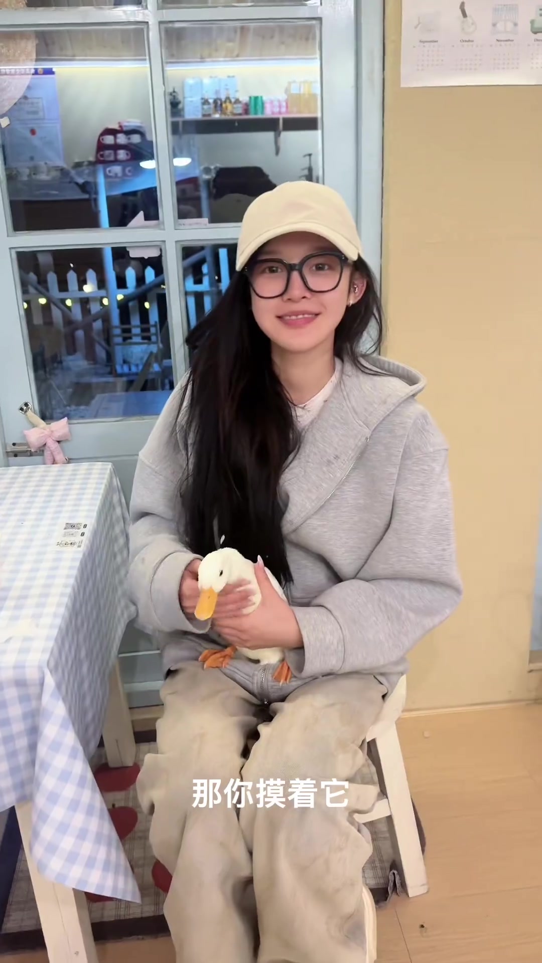 女儿的哈呱咪小院,迎来新成员柯尔鸭,名字叫吖吖。烟台