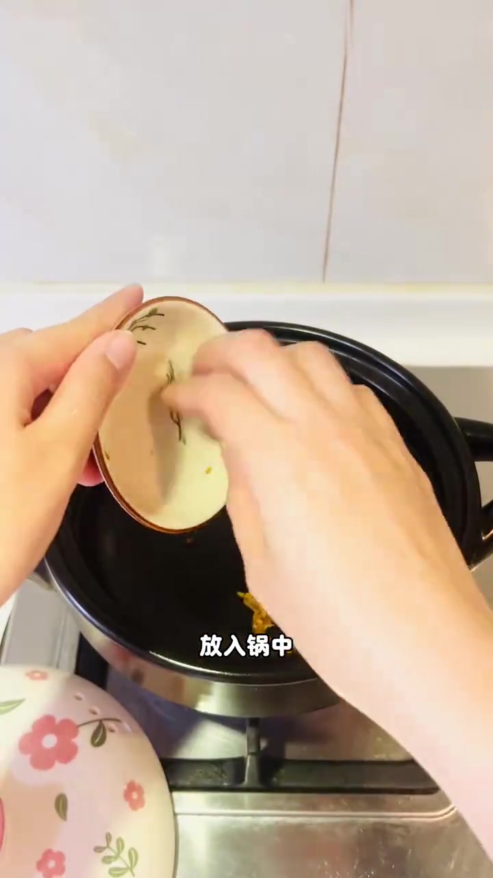 养生健康：姨妈期换姜枣奶茶，暖宫又好喝