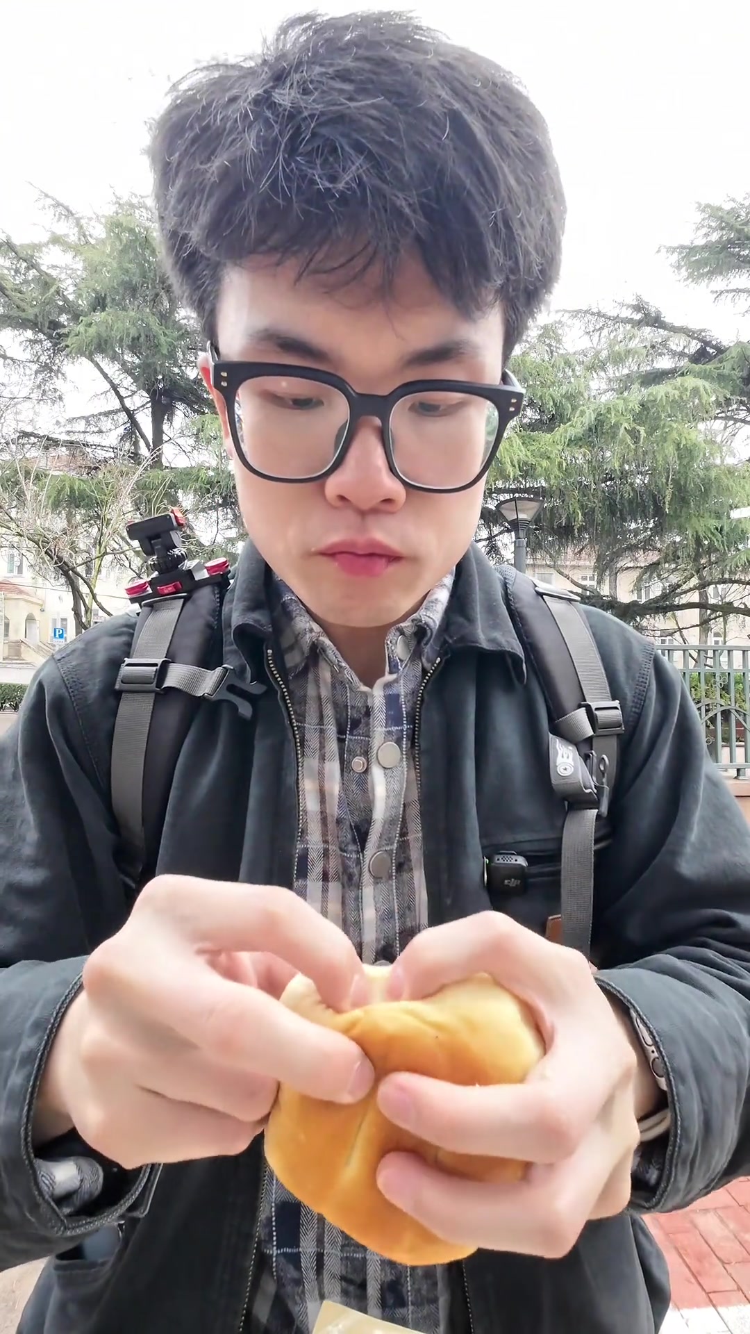青岛不愧是面食大省,老式面包都挺好吃!