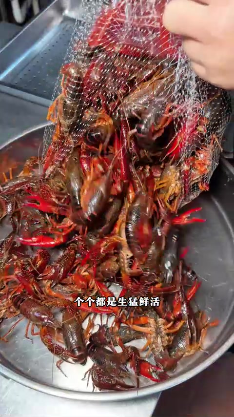 地道南宁口味，夜猫子都爱来的宵夜店，口水都包不住！