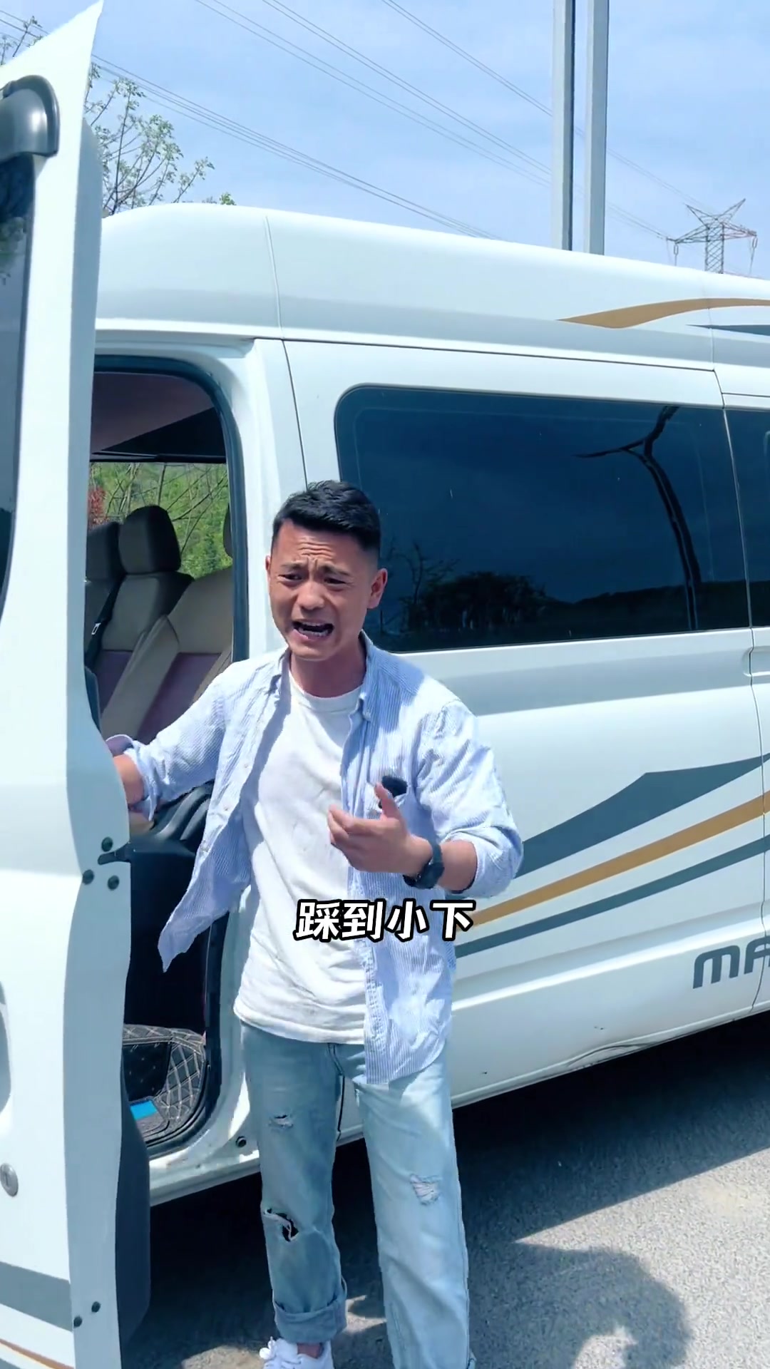 柴油面包车推荐:福特全顺、太原