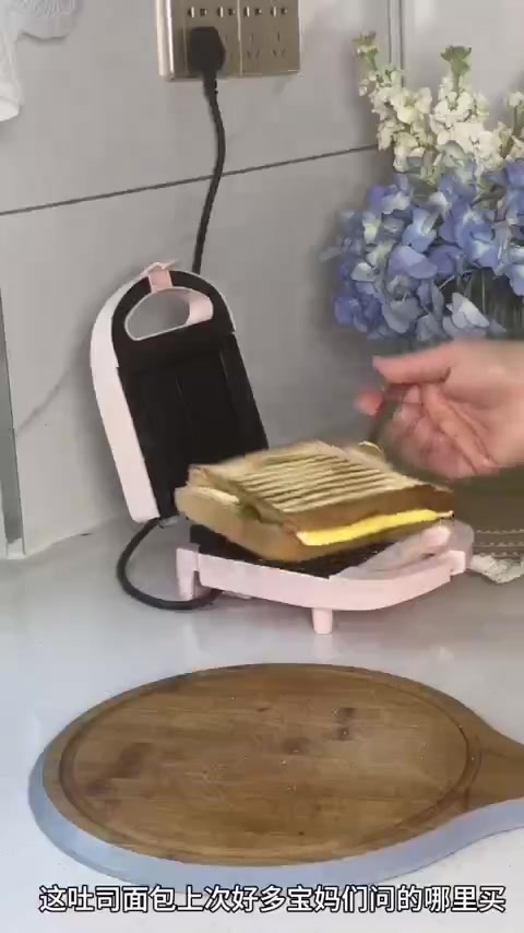 给大家分享一下三明治的简单做法