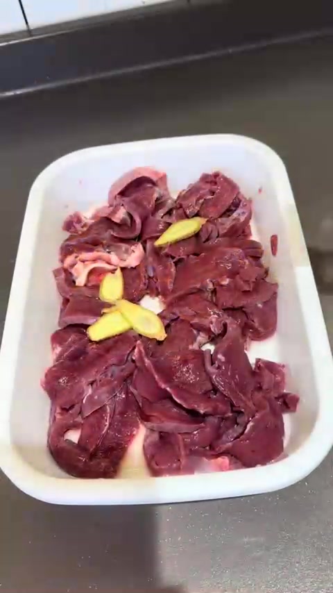 苹果沙参玉竹猪心汤