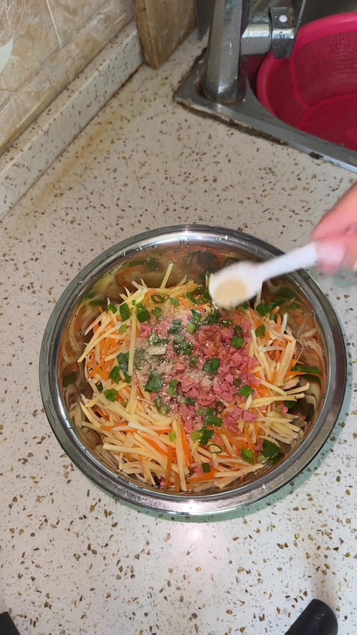 土豆饼的做法简单又好吃