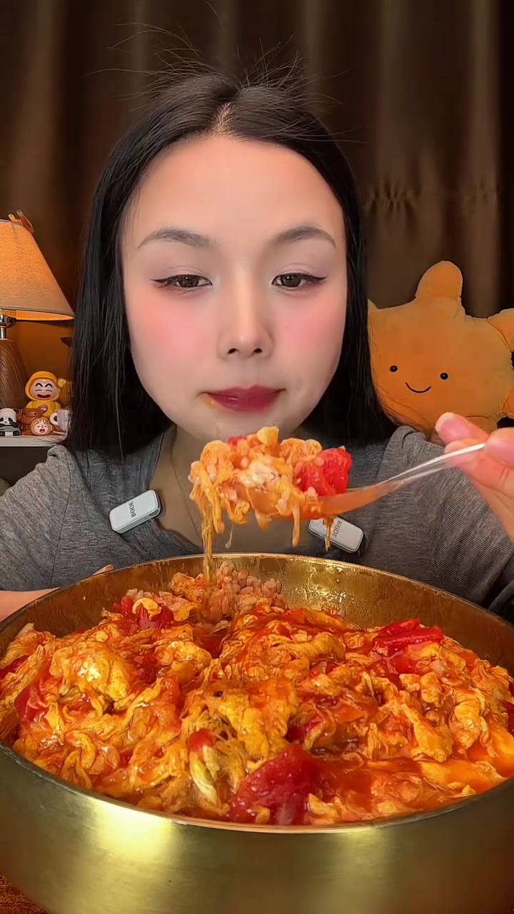西红柿盖饭，嘎嘎好吃
