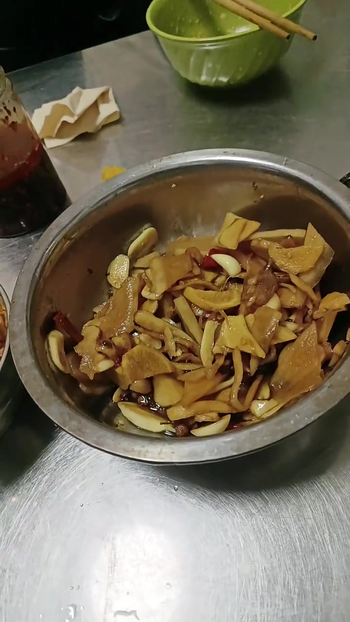 杨姜腌咸菜，配粥绝了！
