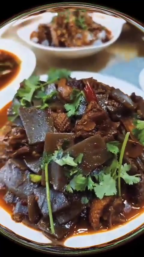 丰盛的午餐