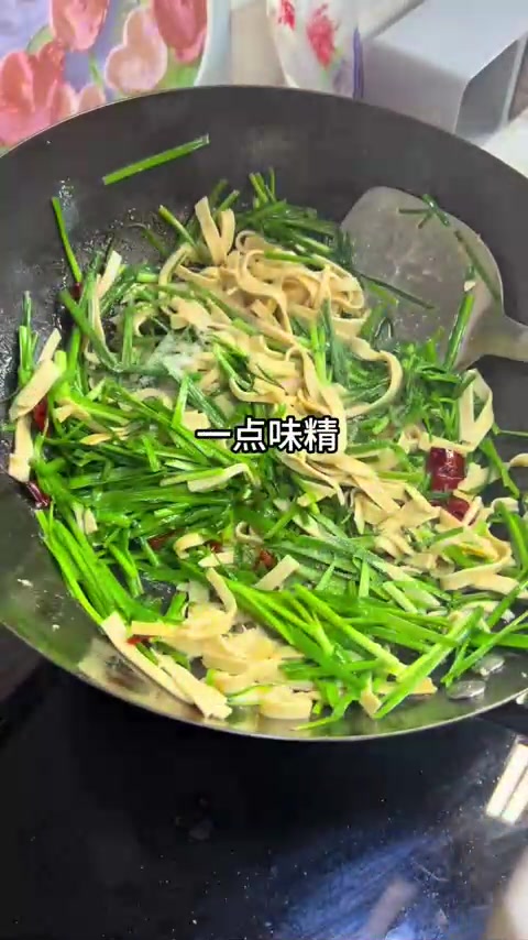 简单好吃的下饭小炒,韭菜炒千张
